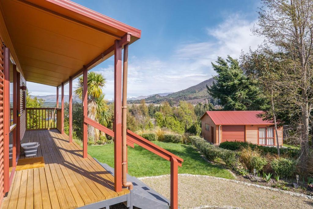 Korimako Ridge - Lake Hawea Holiday Home 外观 照片