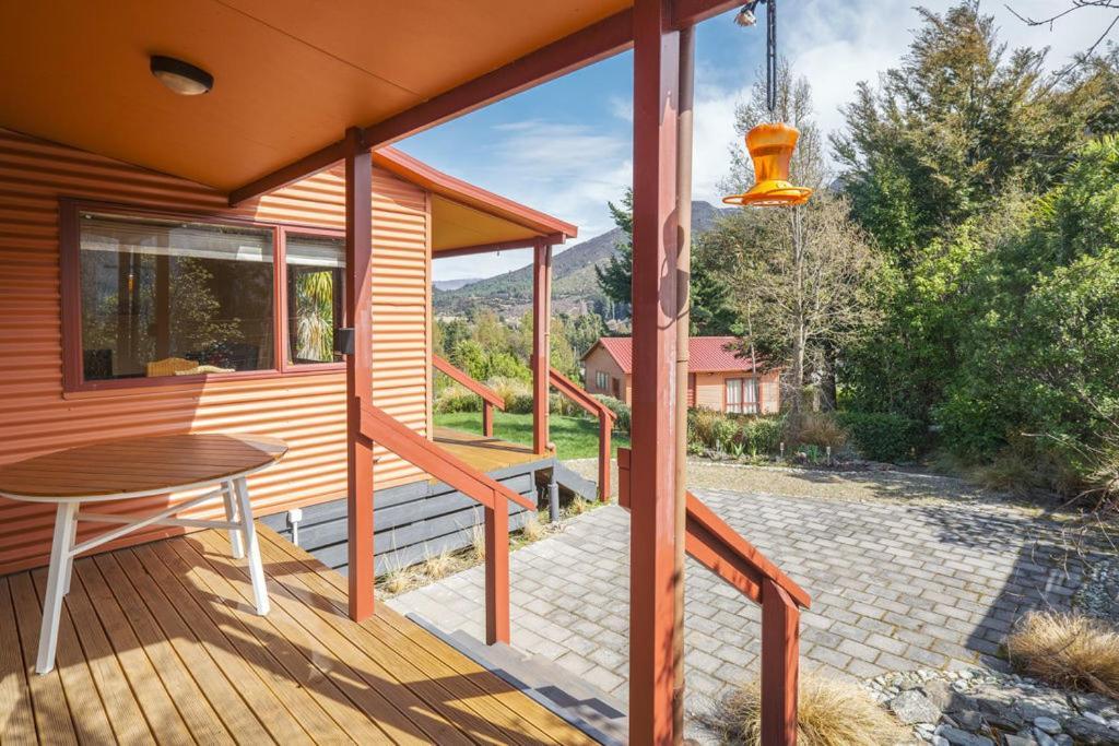 Korimako Ridge - Lake Hawea Holiday Home 外观 照片