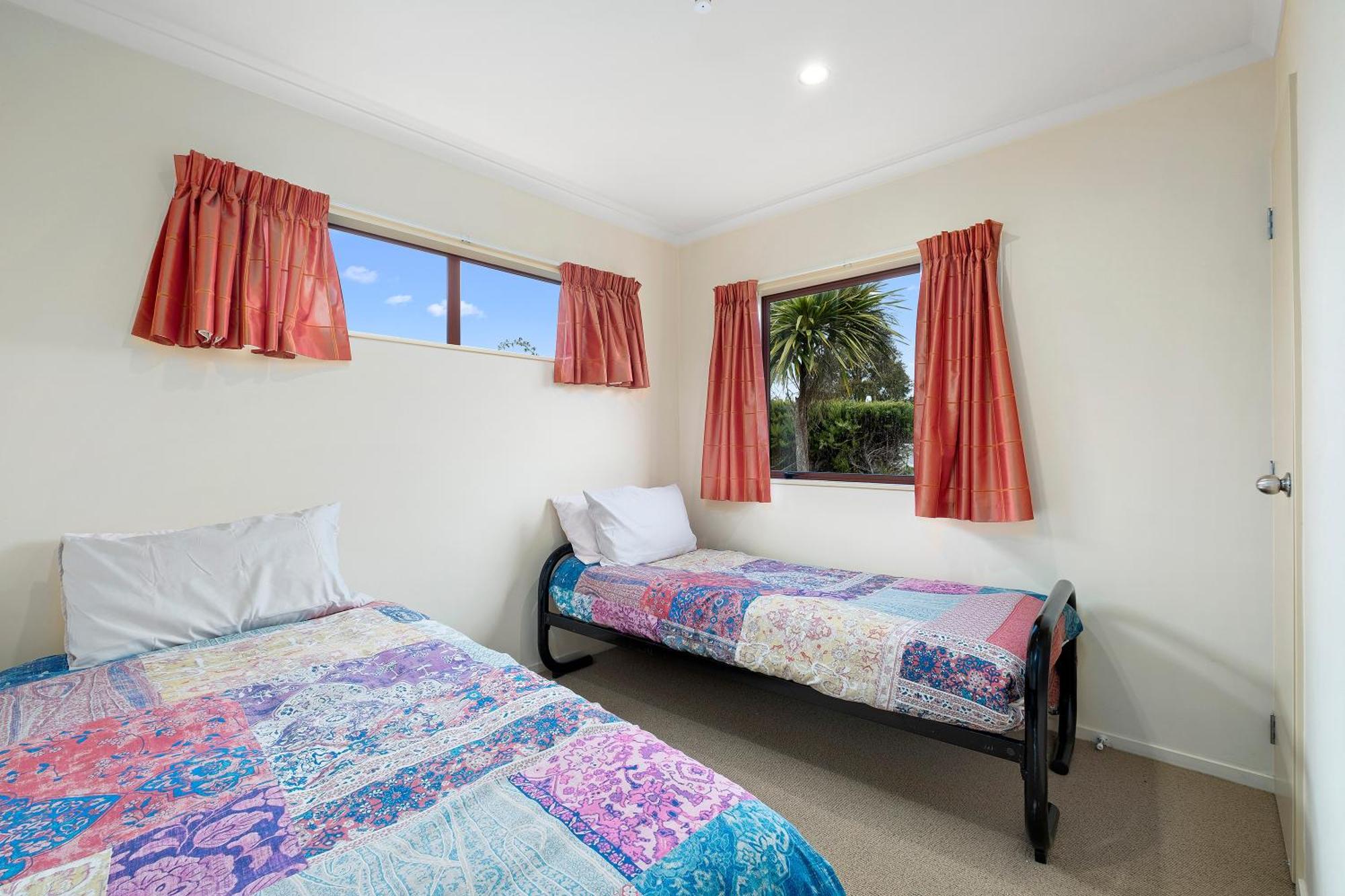 Korimako Ridge - Lake Hawea Holiday Home 外观 照片